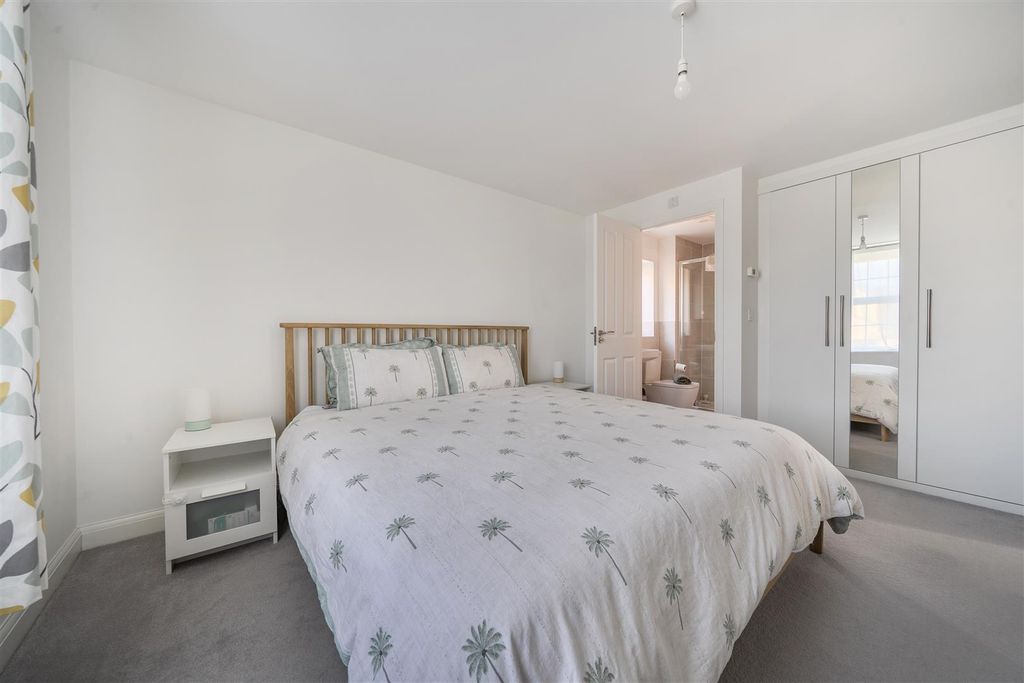 Additional image 13 of 4 bed detached house for saleBothwell Close, Chippenham SN15