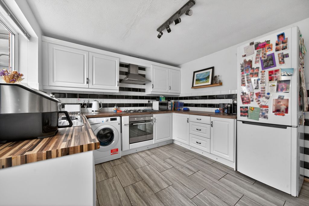 Additional image 5 of 2 bed terraced house for saleBirdcombe Road, Westlea, Swindon SN5