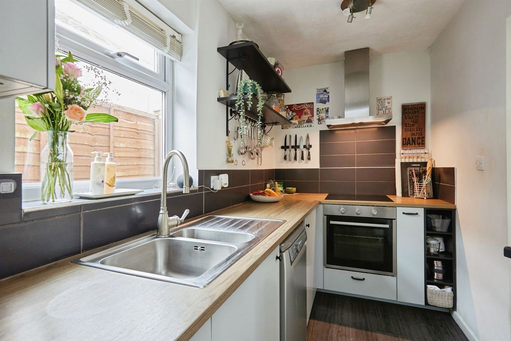 Additional image 4 of 3 bed semi-detached house for saleGreenwood Avenue, Laverstock, Salisbury SP1
