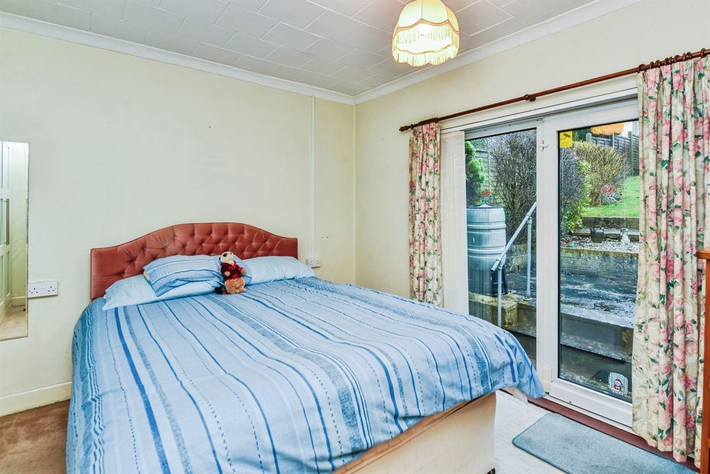 Additional image 8 of 3 bed detached bungalow for saleBrookwell Close, Chippenham SN15