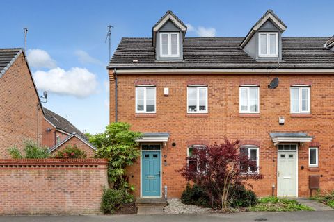 Burberry Avenue, Hucknall NG15