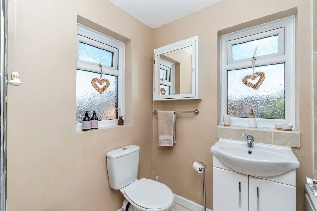 Additional image 10 of 1 bed flat for saleMill Lane, Romsey SO51