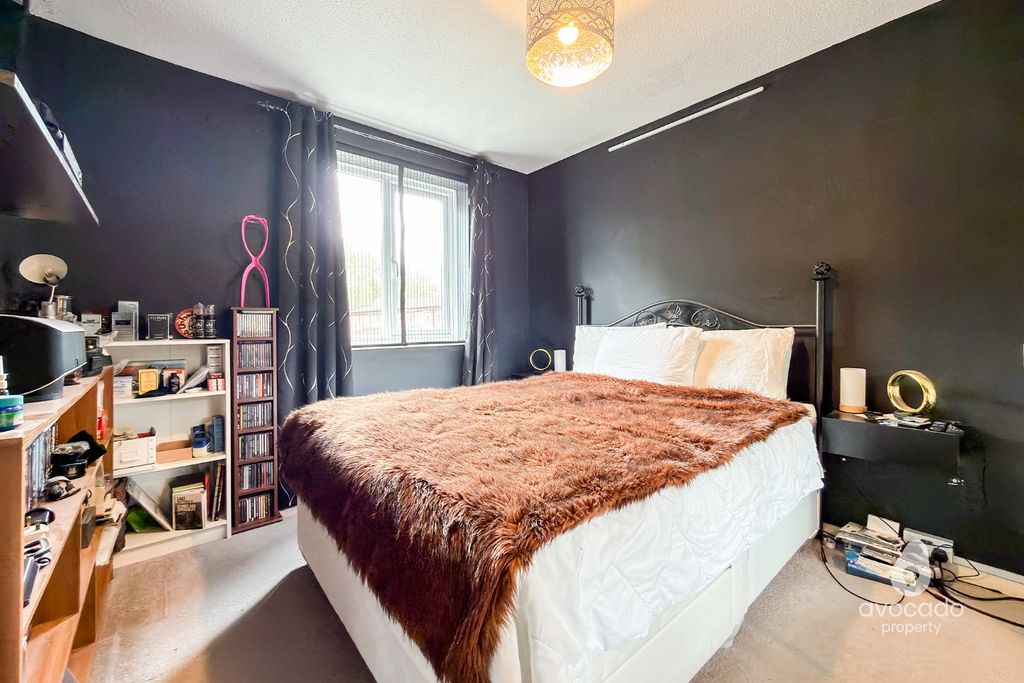 Additional image 6 of 3 bed end terrace house for saleNaseby, Bracknell RG12