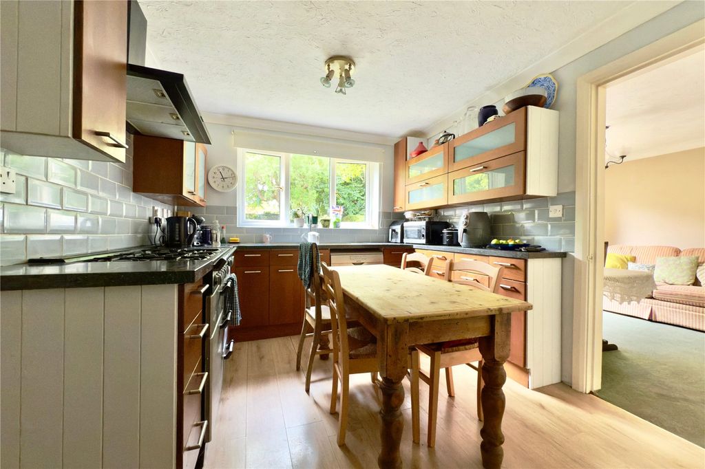 Additional image 13 of 4 bed detached house for saleEddington Road, Bracknell, Berkshire RG12