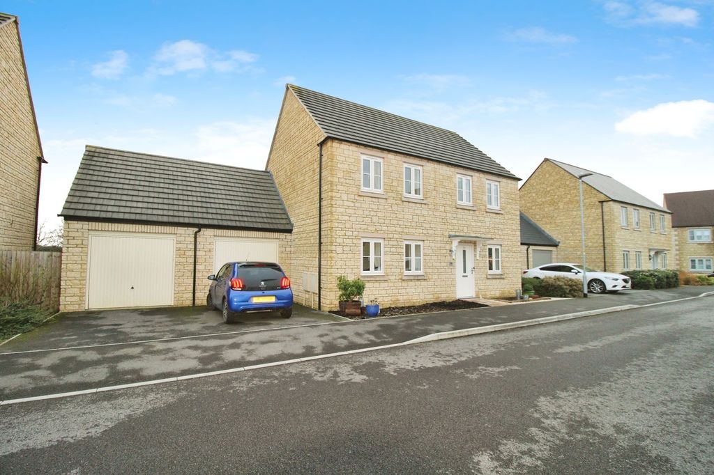4 bed detached house for saleHitchings, Cricklade SN6