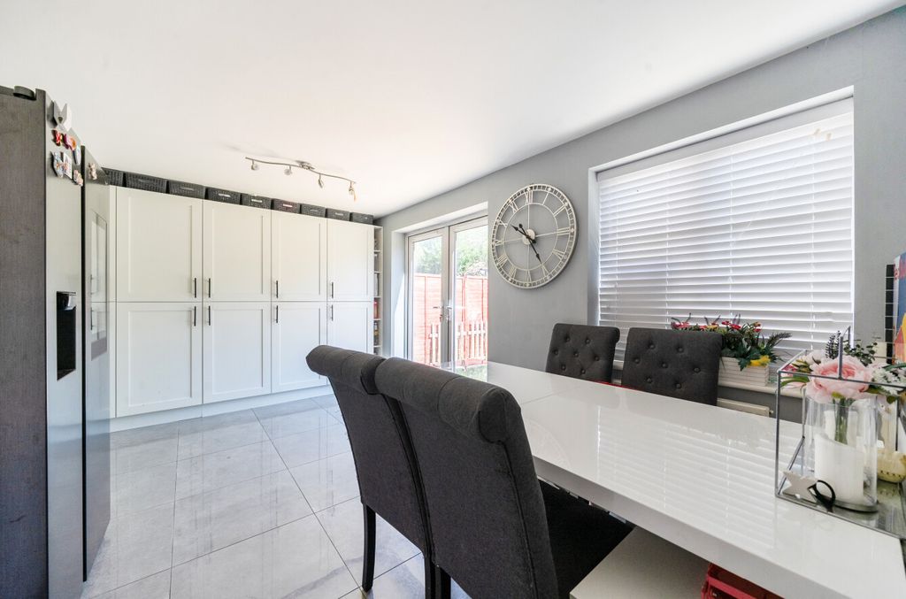 Additional image 18 of 5 bed detached house for salePolesdon Avenue, Coate, Swindon SN3