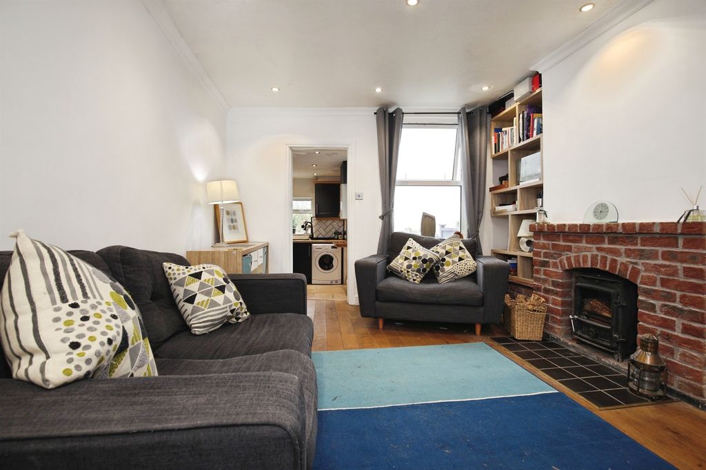 Additional image 6 of 2 bed end terrace house for saleFairview Road, Salisbury SP1