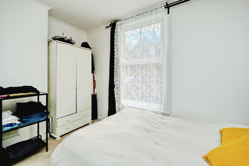 Additional image 9 of 3 bed semi-detached house for saleFowlers Road, Salisbury SP1