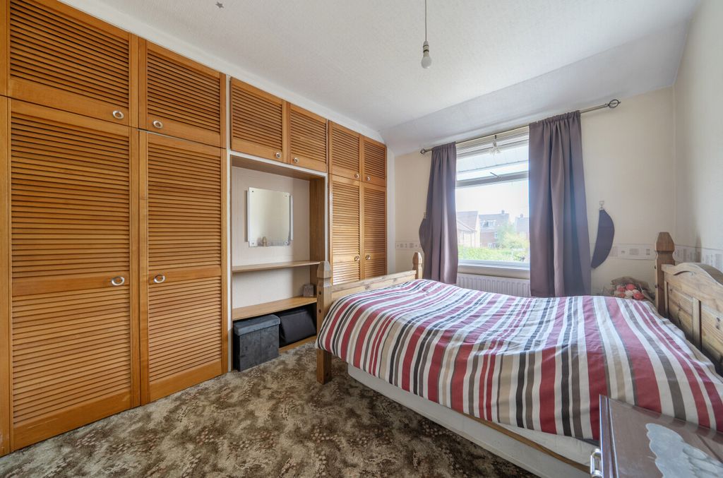 Additional image 7 of 3 bed semi-detached house for saleShrivenham Road, Swindon SN1