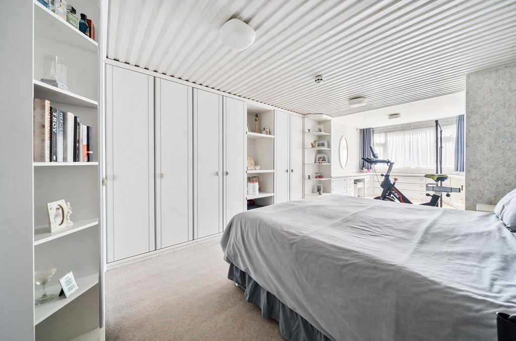 Additional image 11 of 6 bed detached house for saleLyndhurst Road, Landford, Salisbury SP5