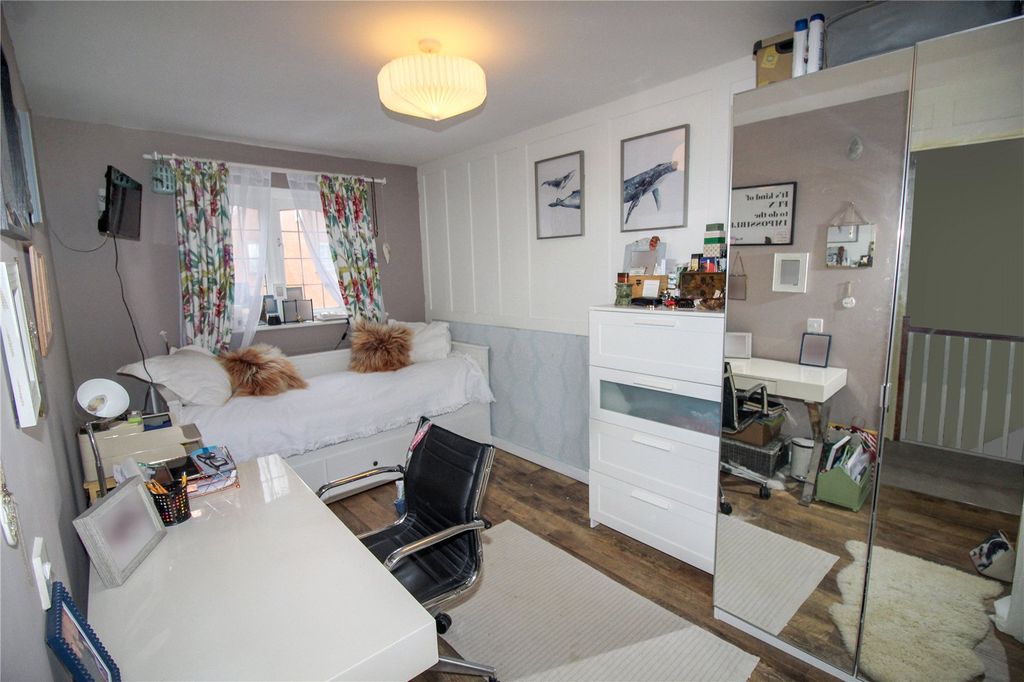 Additional image 12 of 3 bed semi-detached house for saleThornhill Drive, St Andrews Ridge, Swindon, Wiltshire SN25