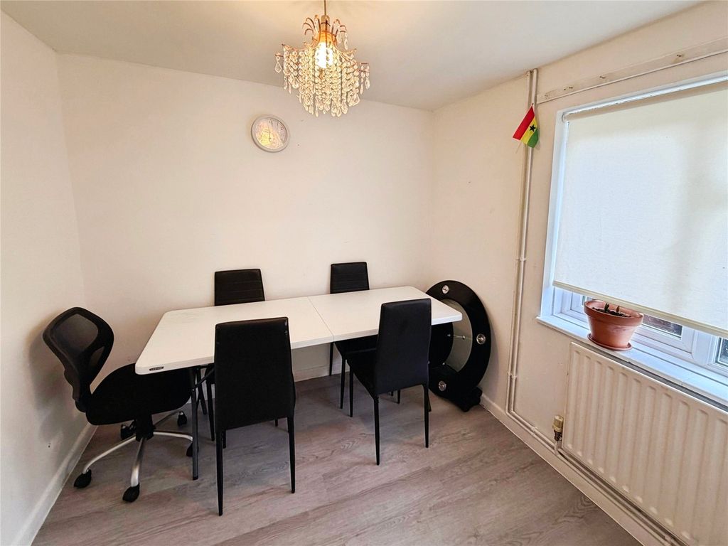 Additional image 7 of 3 bed terraced house for saleDenison Rise, Salisbury, Wiltshire SP1