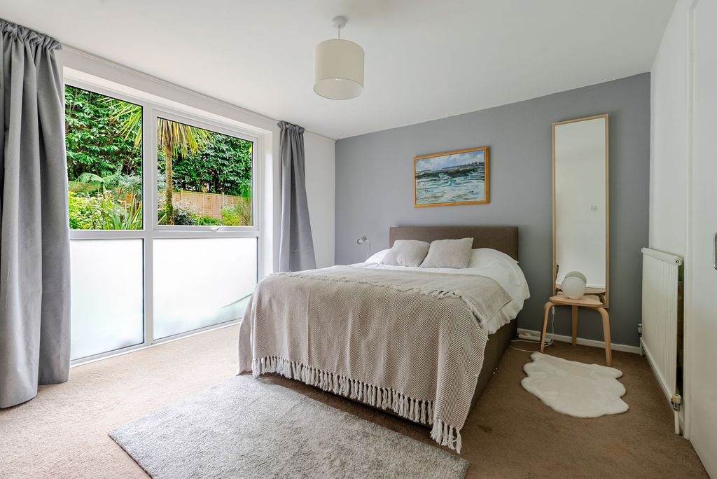 Additional image 10 of 5 bed detached house for saleBeaufort Gardens, Ascot SL5
