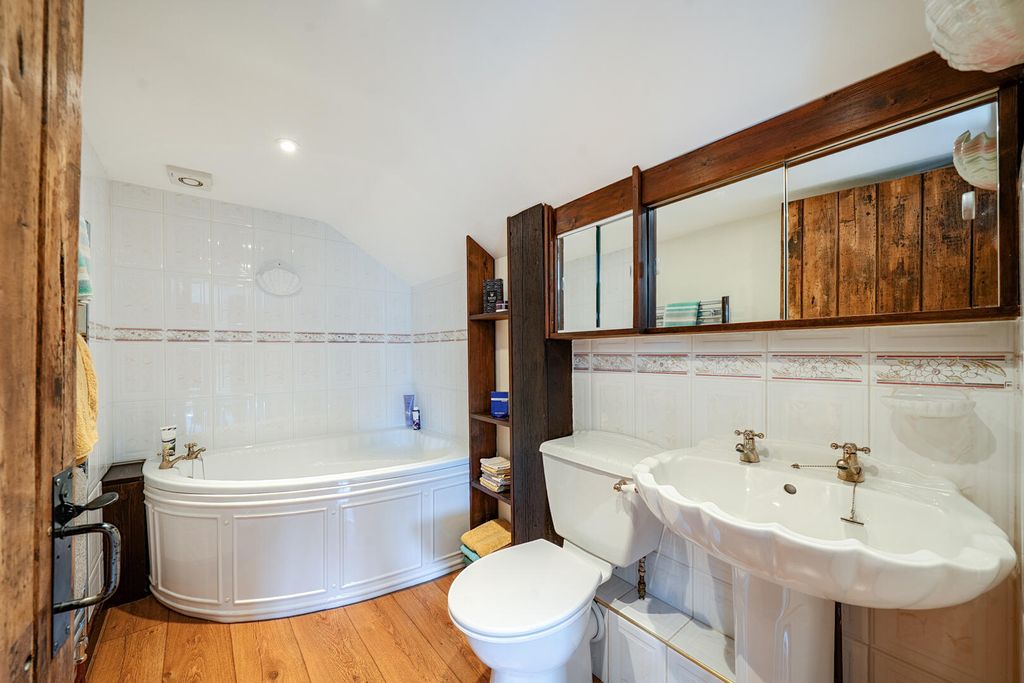 Additional image 23 of 5 bed detached house for saleHawk Street, Bromham, Chippenham SN15
