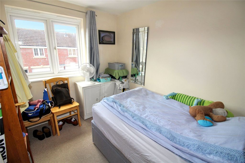 Additional image 6 of 2 bed flat for saleTorun Way, Swindon, Wiltshire SN25