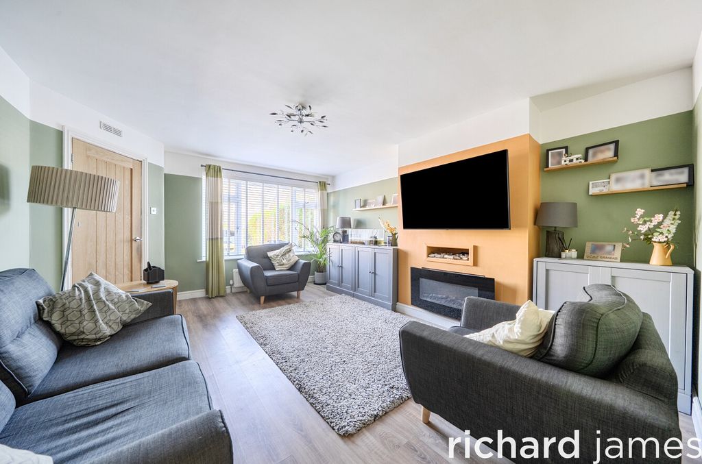 Additional image 7 of 4 bed semi-detached house for saleRowan Road, Swindon SN2