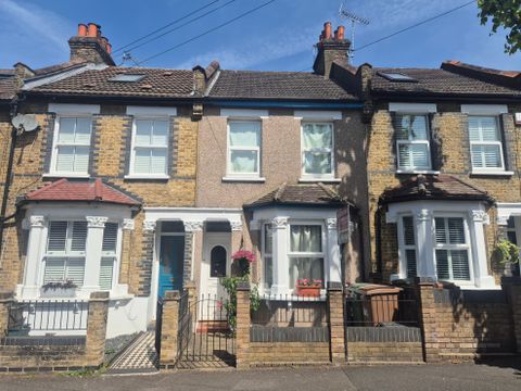Tharp Road, Wallington SM6