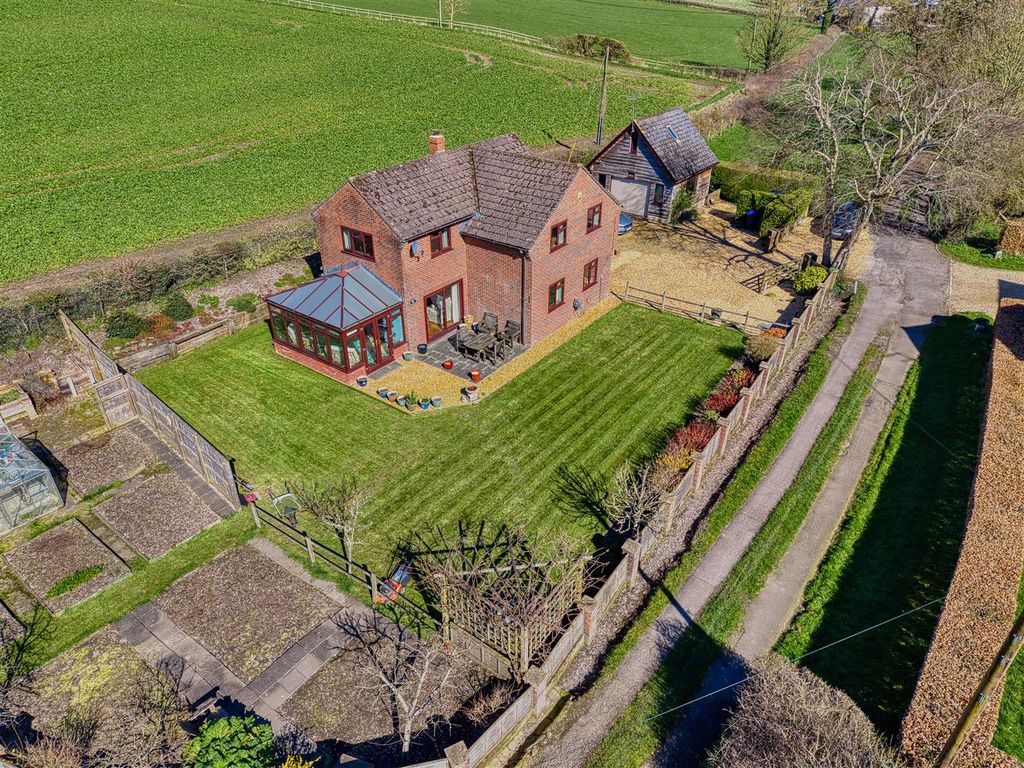 Additional image 7 of 3 bed detached house for saleThe Dene, Hindon, Salisbury SP3