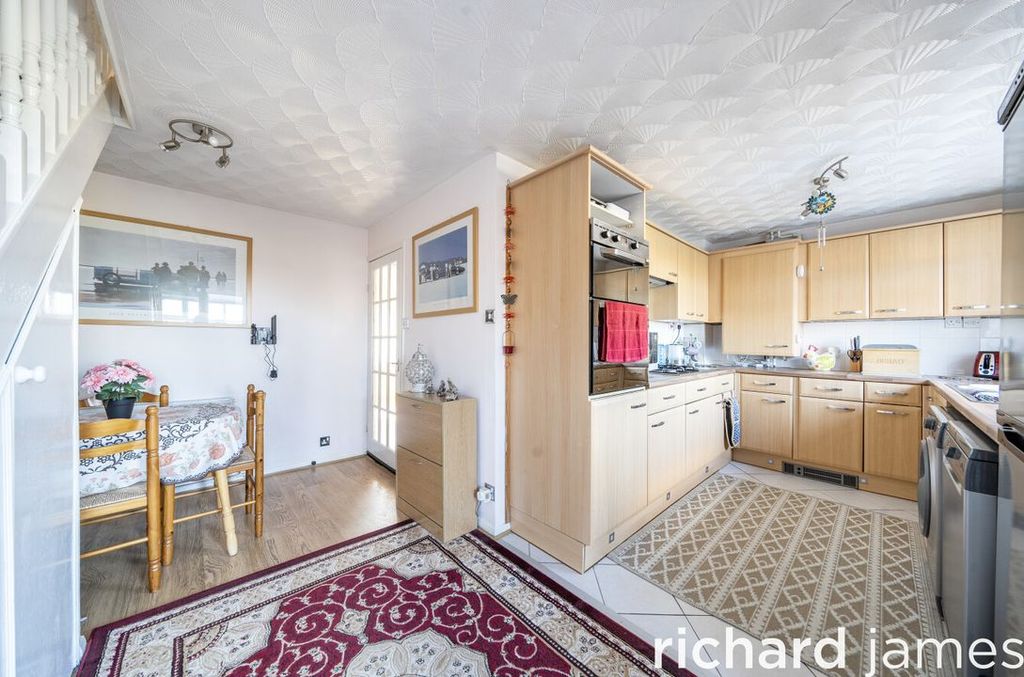 Additional image 3 of 4 bed semi-detached house for saleWestminster Road, Toothill, Swindon SN5