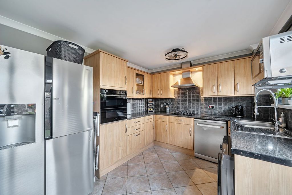Additional image 10 of 3 bed end terrace house for saleMortimer Close, Old Shaw, Swindon SN5