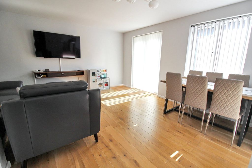 Additional image 2 of 3 bed terraced house for saleVistula Crescent, Swindon, Wiltshire SN25