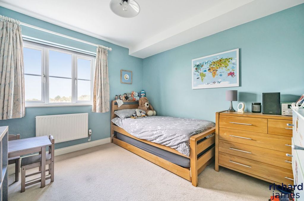 Additional image 20 of 5 bed detached house for saleOkus Road, Swindon SN1
