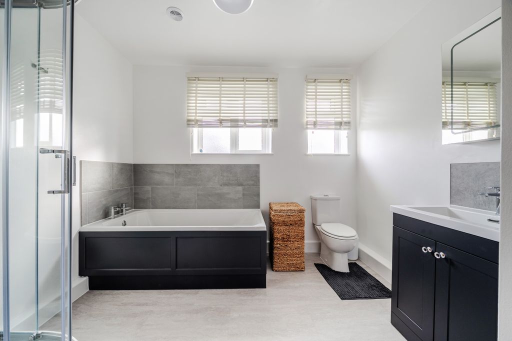 Additional image 13 of 5 bed detached house for saleManton Hollow, Marlborough SN8