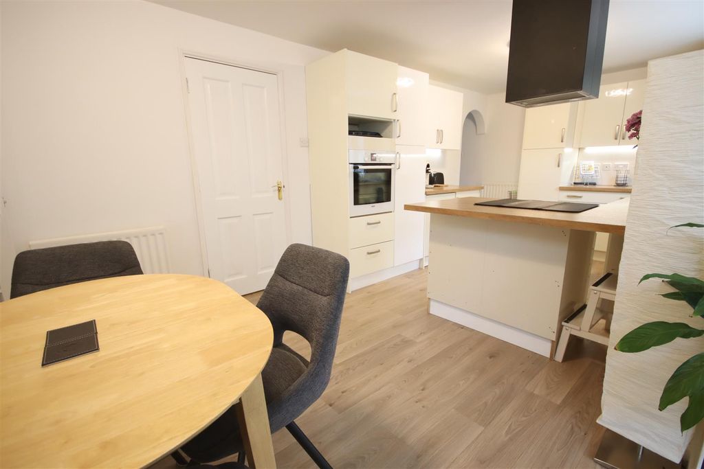 Additional image 5 of 4 bed detached house for saleAintree Drive, Chippenham SN14