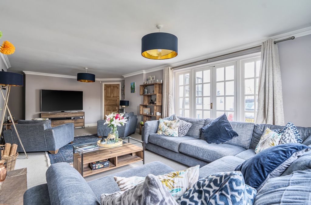 Additional image 4 of 4 bed detached house for saleJigs Lane South, Warfield, Bracknell, Berkshire RG42