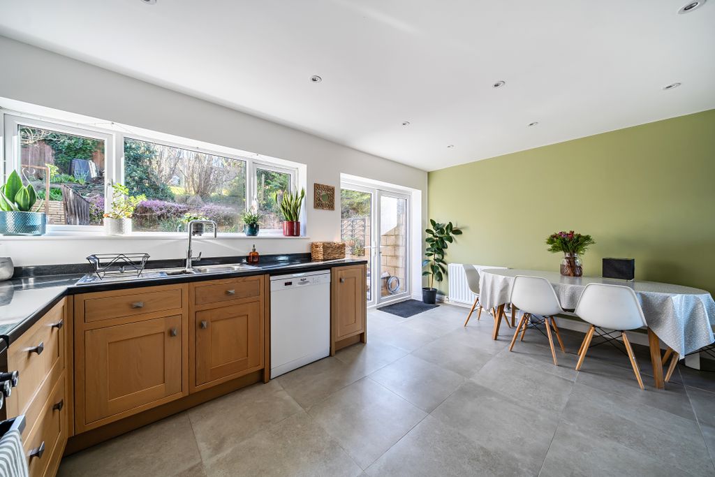 Additional image 5 of 3 bed semi-detached house for saleValleyside, Kingshill, Swindon SN1