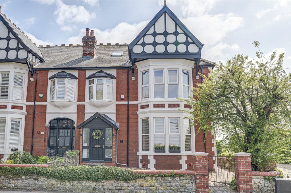 6 bed semi-detached house for saleOkus Road, Old Town, Swindon, Wiltshire SN1