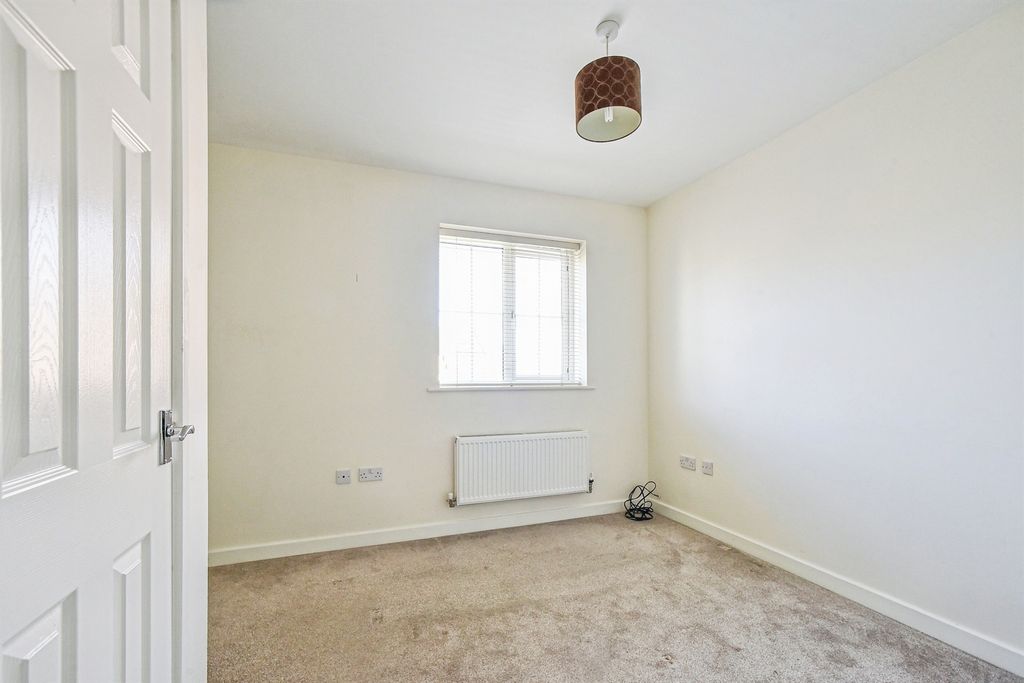 Additional image 5 of 2 bed property for saleMustang Way, Swindon SN5