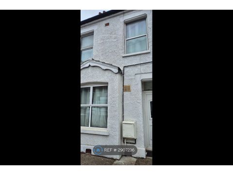 Lea Road, Southall UB2