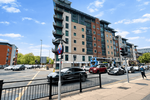 City Point 2, Chapel Street, Salford M3