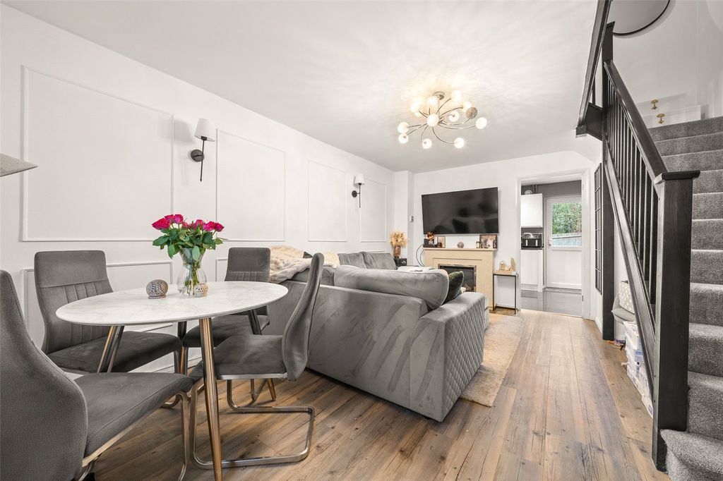 Additional image 5 of 2 bed terraced house for salePewsey Vale, Bracknell, Berkshire RG12