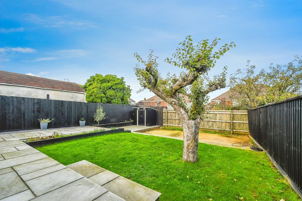 Additional image 16 of 3 bed semi-detached bungalow for saleBanbury Close, Swindon SN3