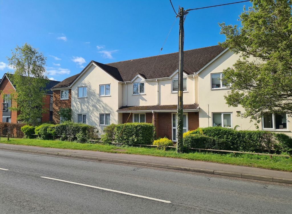 2 bed flat for saleRoyston Court, Central Totton SO40
