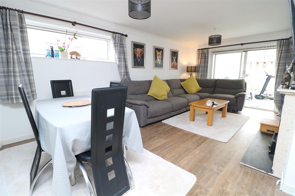 Additional image 4 of 3 bed detached bungalow for saleCharnwood Road, Broadmead, Trowbridge BA14