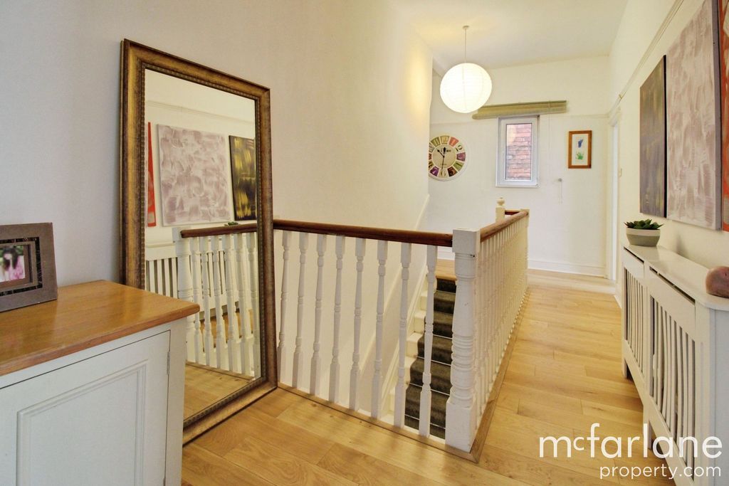 Additional image 12 of 5 bed detached house for salePark Lane, Swindon SN1
