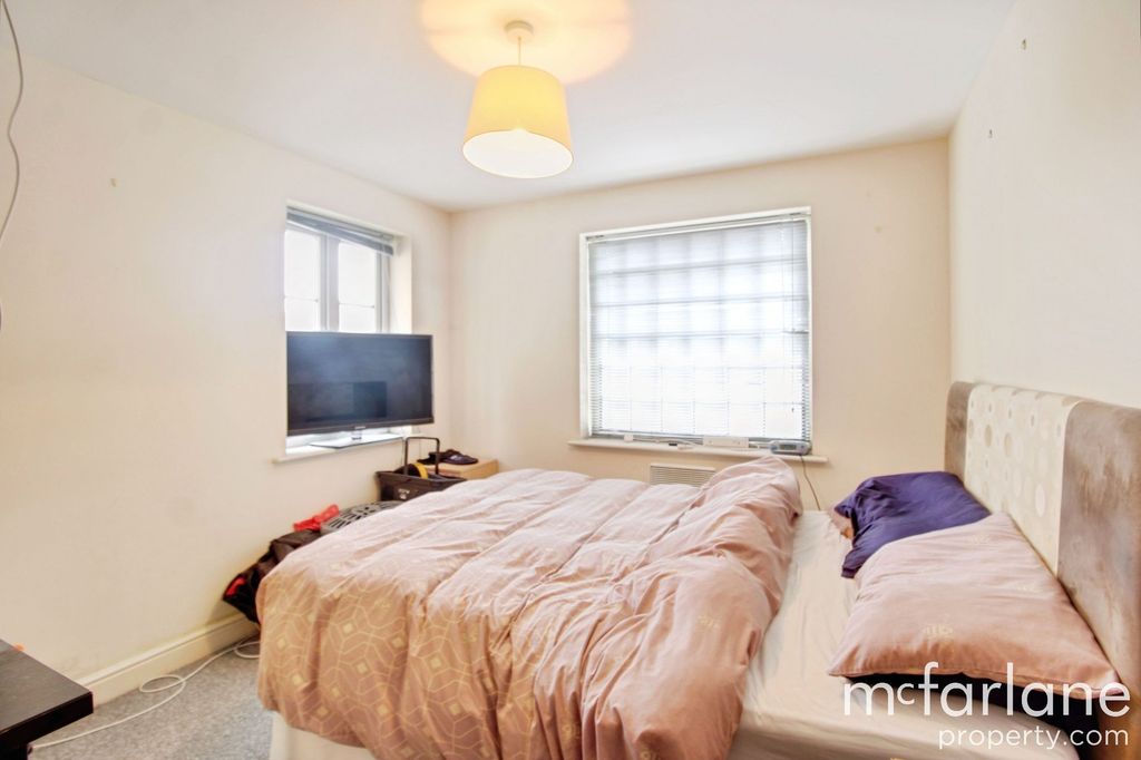Additional image 6 of 1 bed flat for saleThomas Edward Coard Building, Cricklade Road SN2