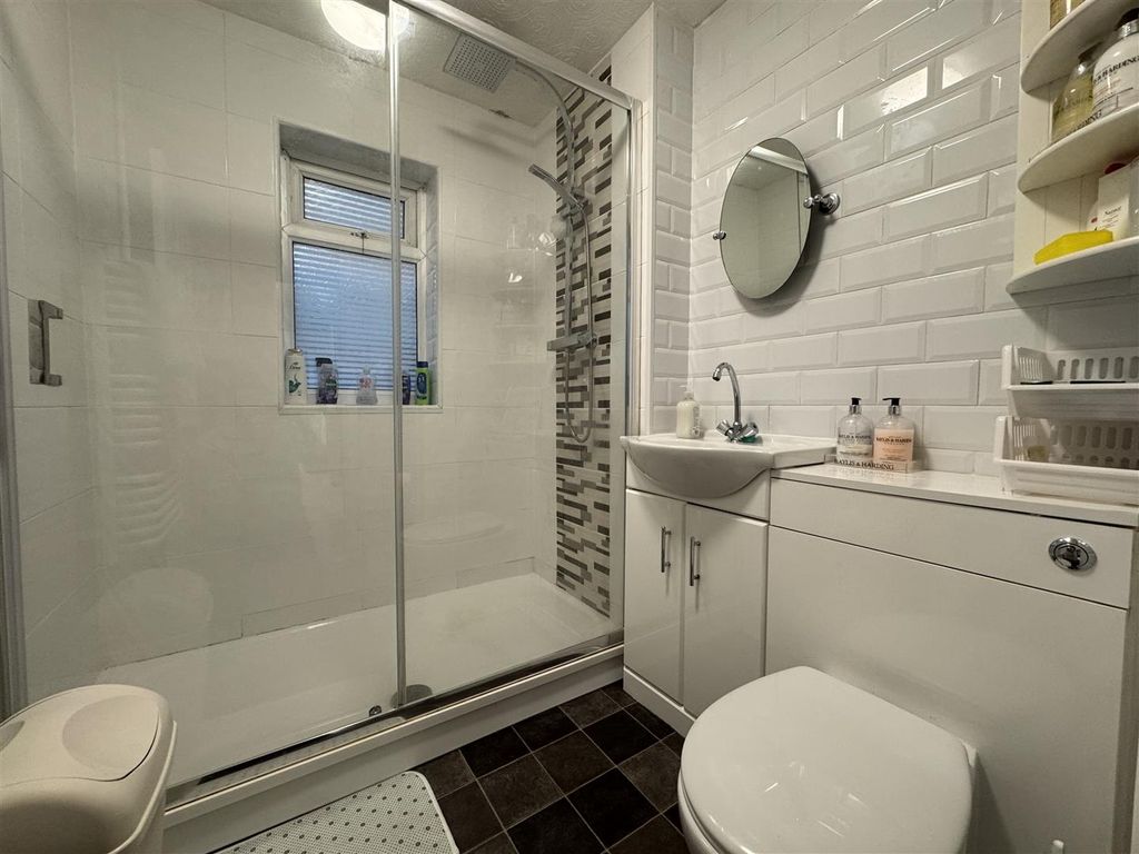 Additional image 12 of 3 bed detached bungalow for saleFairford Crescent, Upper Stratton, Swindon SN25