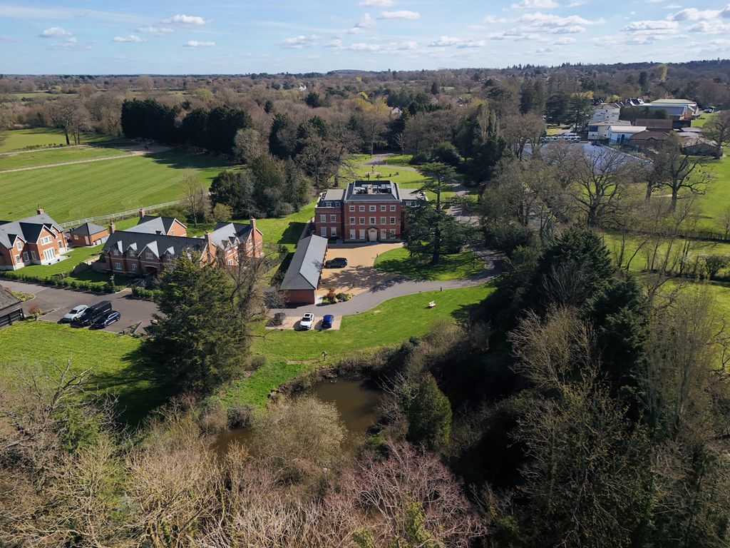 Additional image 29 of 2 bed flat for saleWinkfield Park Winkfield Row Bracknell, Berkshire RG42