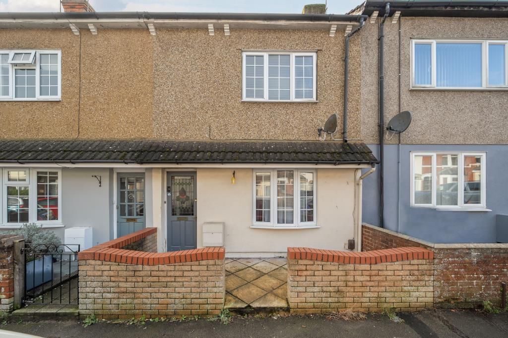 3 bed town house for saleWinifred Street, Old Town, Swindon SN3