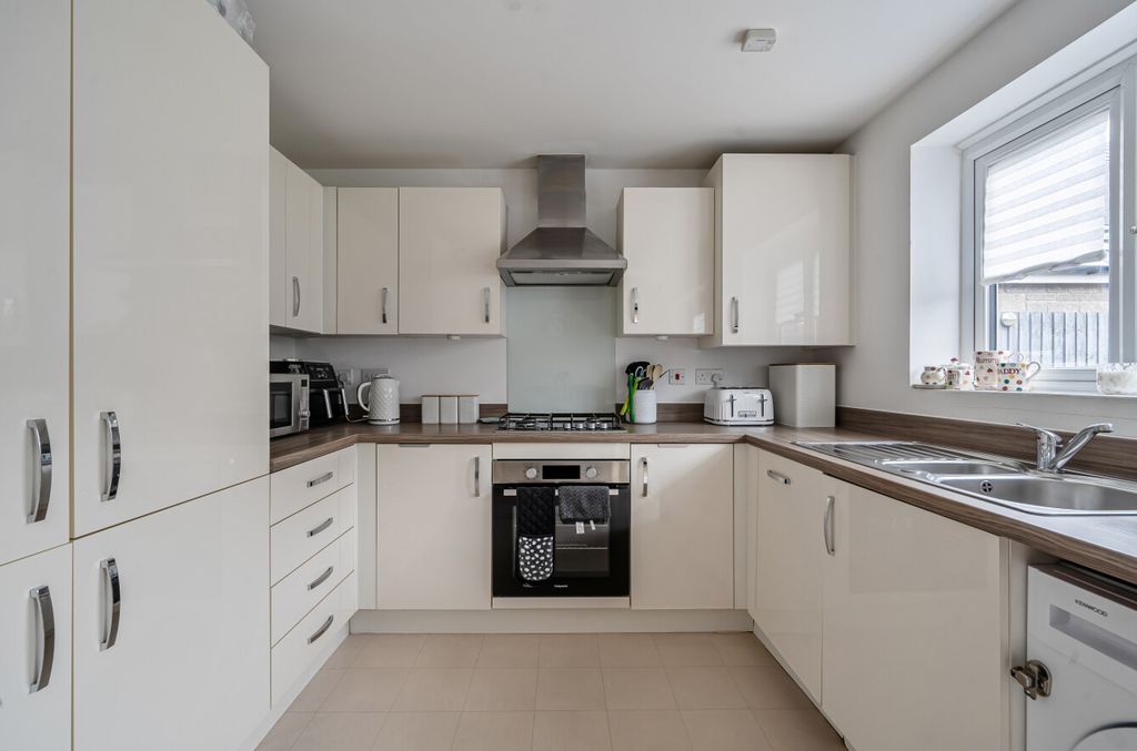 Additional image 4 of 3 bed detached house for saleHill View, Ridgeway Farm, Swindon SN5