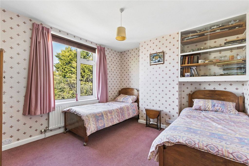 Additional image 11 of 4 bed semi-detached house for saleHinton Parva, Swindon, Wiltshire SN4