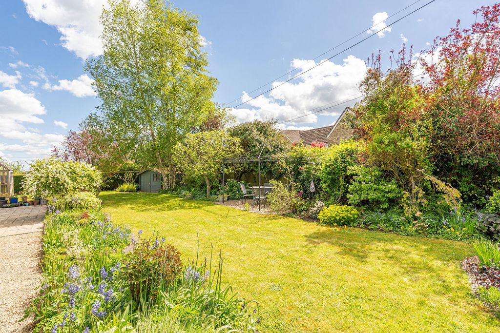 Additional image 2 of 4 bed detached house for saleSutton Benger, Chippenham SN15