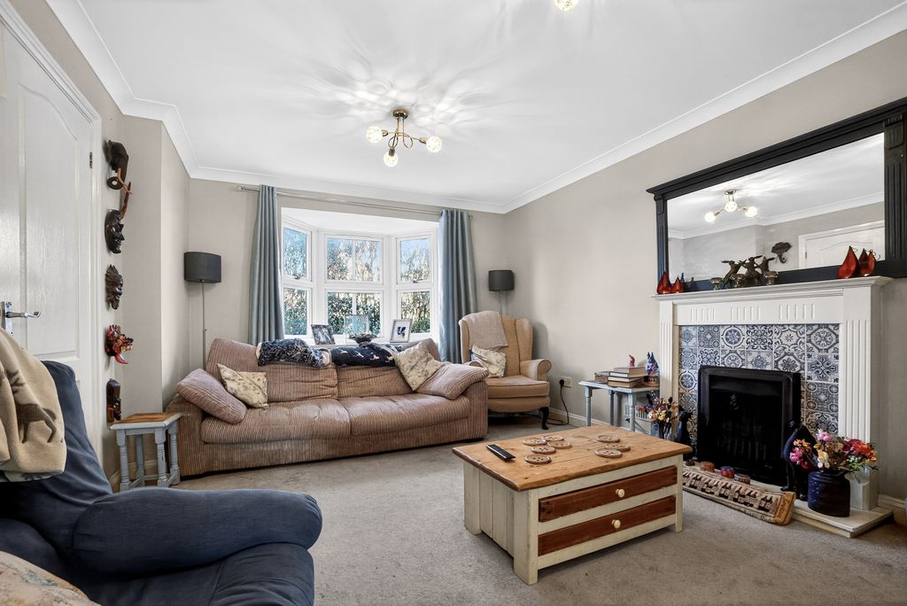 Additional image 2 of 4 bed detached house for saleTurnberry Close - Monkton Park, Chippenham SN15