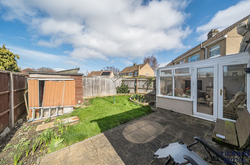 2 bed detached house for saleDevon Road, Rodbourne Cheney, Swindon SN2 photo 4