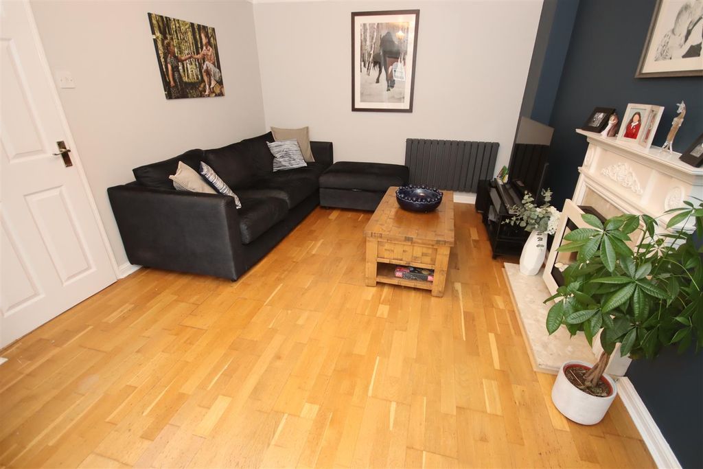Additional image 8 of 5 bed detached house for saleAintree Drive, Chippenham SN14