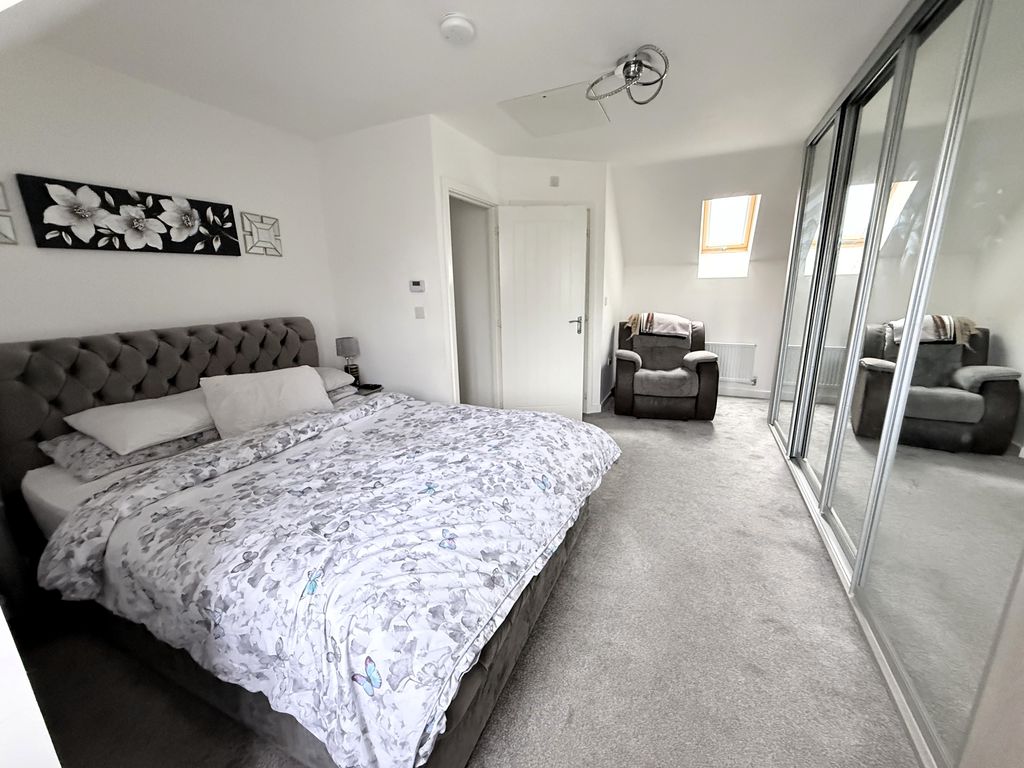 Additional image 5 of 4 bed semi-detached house for saleBrickworth Place, Coate, Swindon SN3